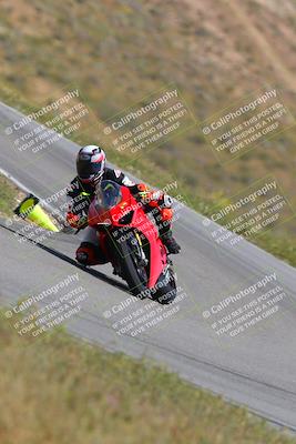 media/Apr-22-2023-TrackXperience (Sat) [[0ce6802930]]/Level 3/session 2 turn 5/